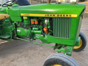 Tractor John Deere 1420