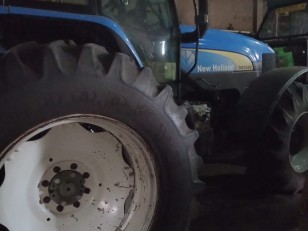 Tractor New Holland 7040