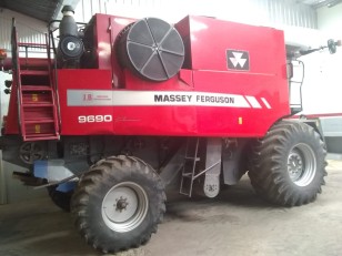 Cosechadora Massey Ferguson 9690