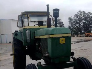 Tractor John Deere 4530