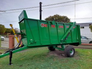 Fertilizadora de orgánicos Tecnocar DES